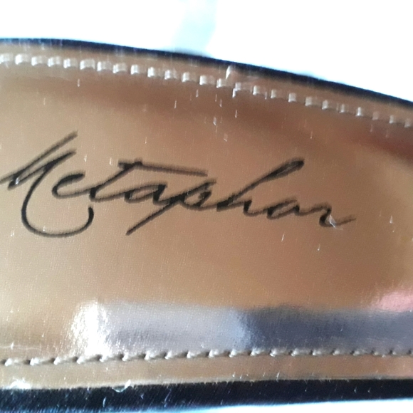 METAPHOR Black Satin Bow Design Heels - Picture 6 of 7